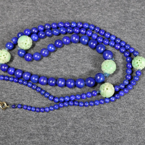 vintage long genuine green jade and lapis beaded necklace with 14K clasp - Picture 8 of 12